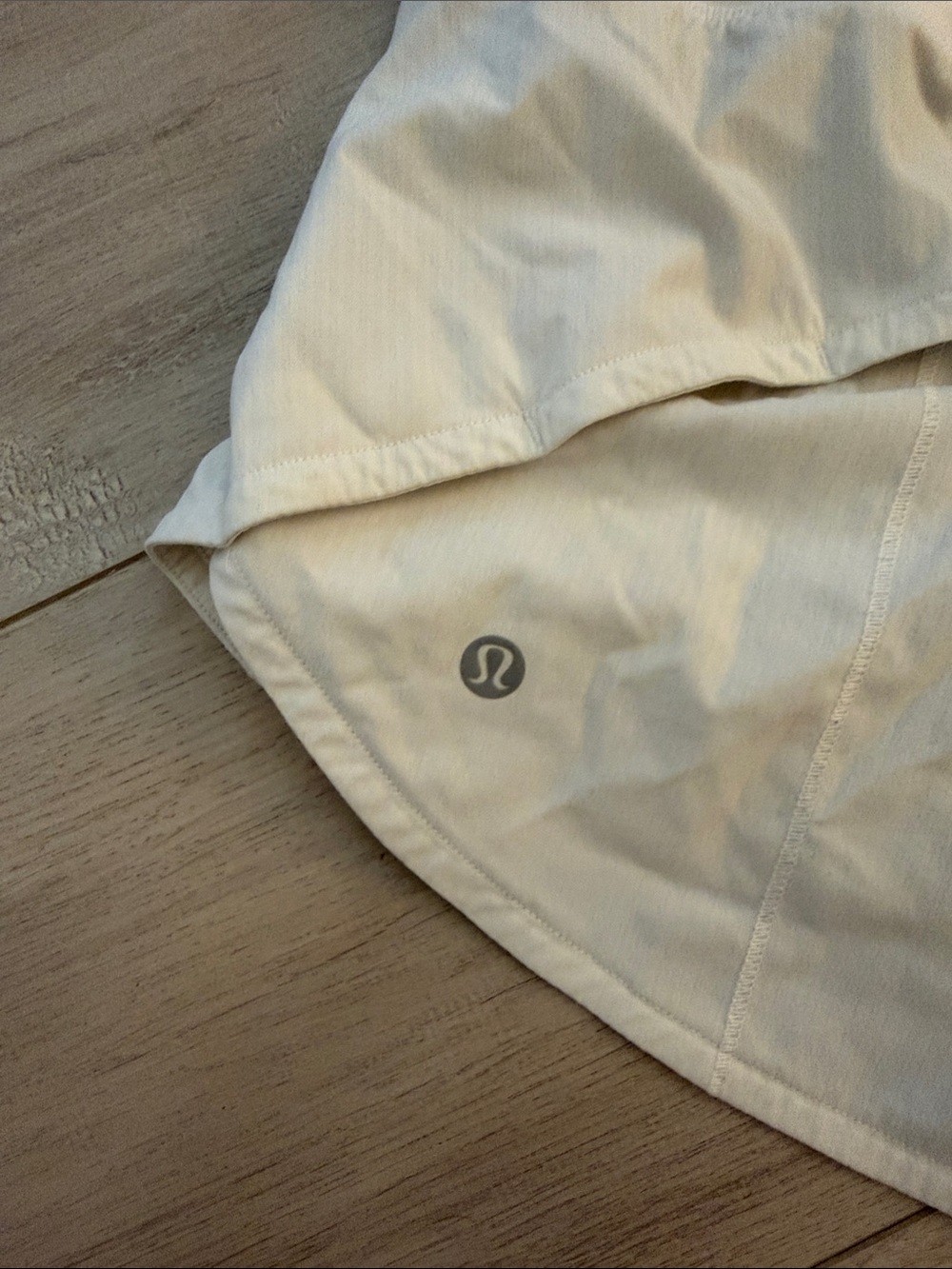 lululemon athletica White Speed up short - Picture 2 of 5